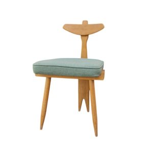 chaise tripode en chêne clair, Guillerme et Chambron