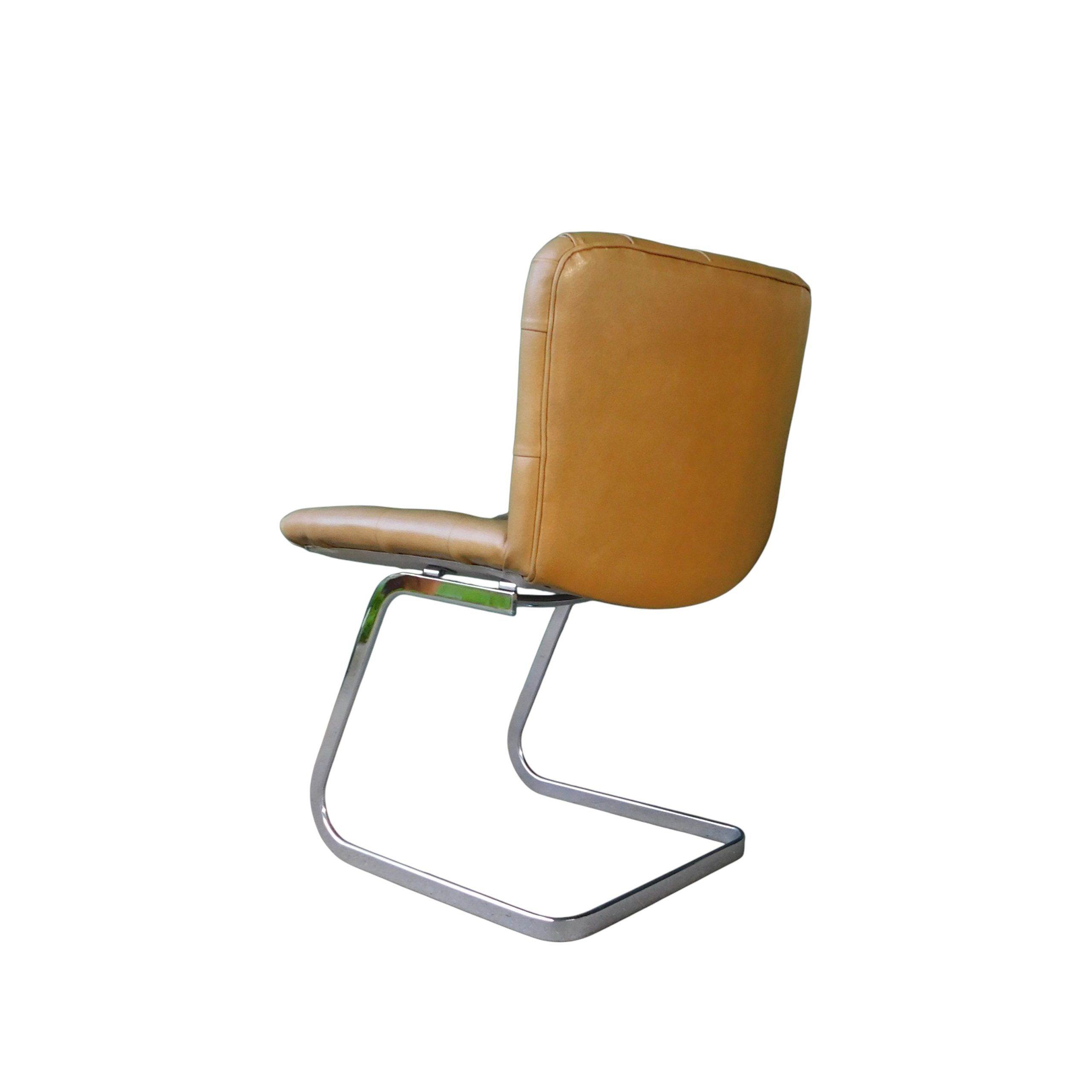 Set de six chaises vintage Robert Haussmann